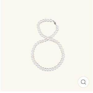 L'Amour White Pearl Necklace